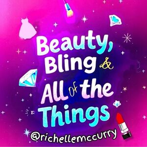 🦄Richelle McCurry is live!! 🦄